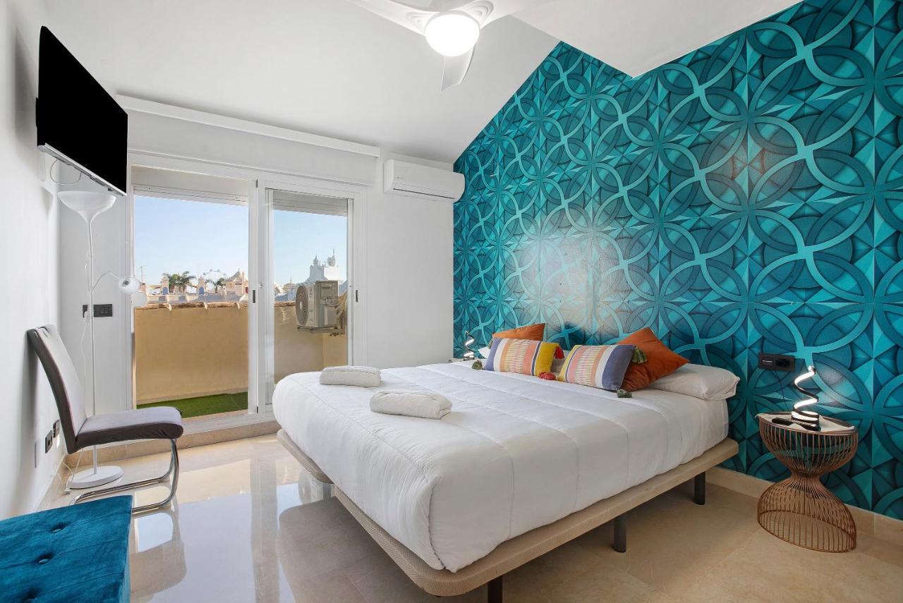 Luxury In Puerto Marina Apartment Benalmadena Exterior photo